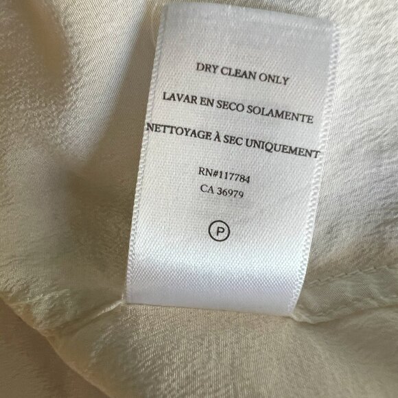 Rails 100% Silk Luxe Long Sleeve Button Down Kate Ivory Animal Stars Size Small - Picture 6 of 6